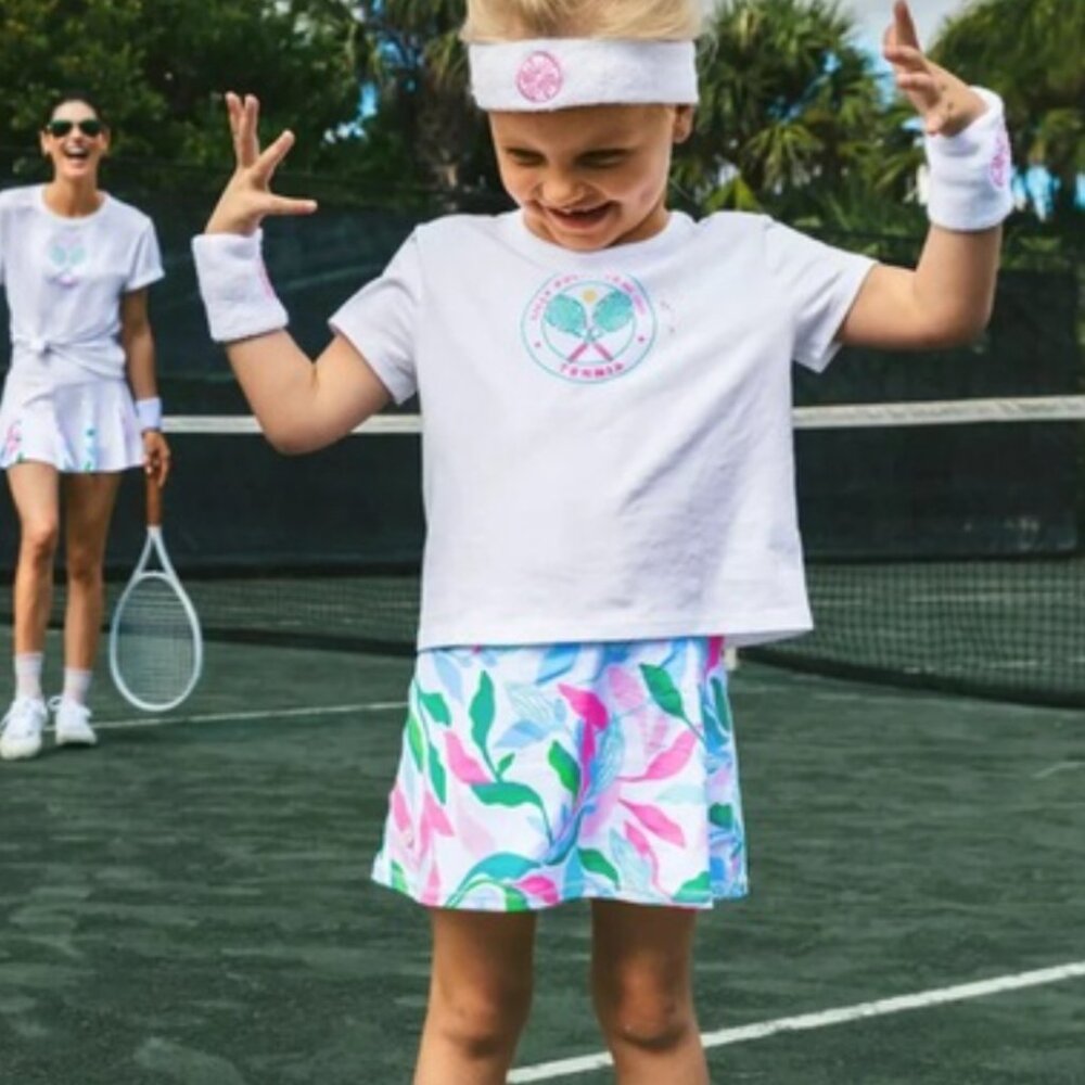 Girls Lilly Pulitzer Luxletic Skort size M 6-7 EUC